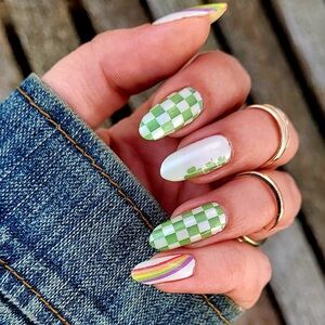 Bundle & Save Color Street - Shake Your Shamrock